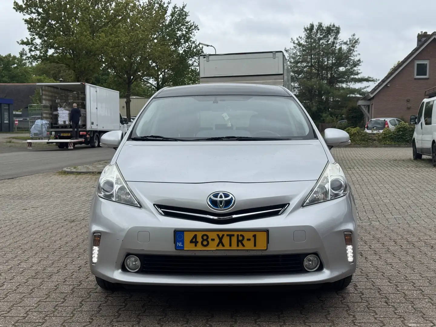 Toyota Prius+ 1.8 Aspiration 96g Gri - 1