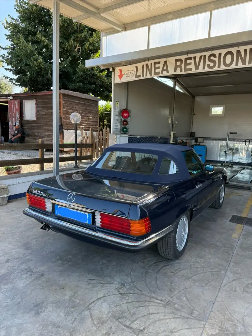 Mercedes-Benz SL 560 - 1