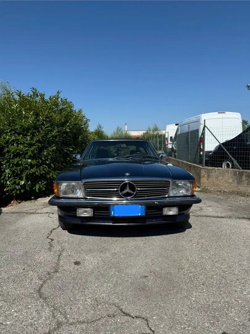 Mercedes-Benz SL 560 - 2