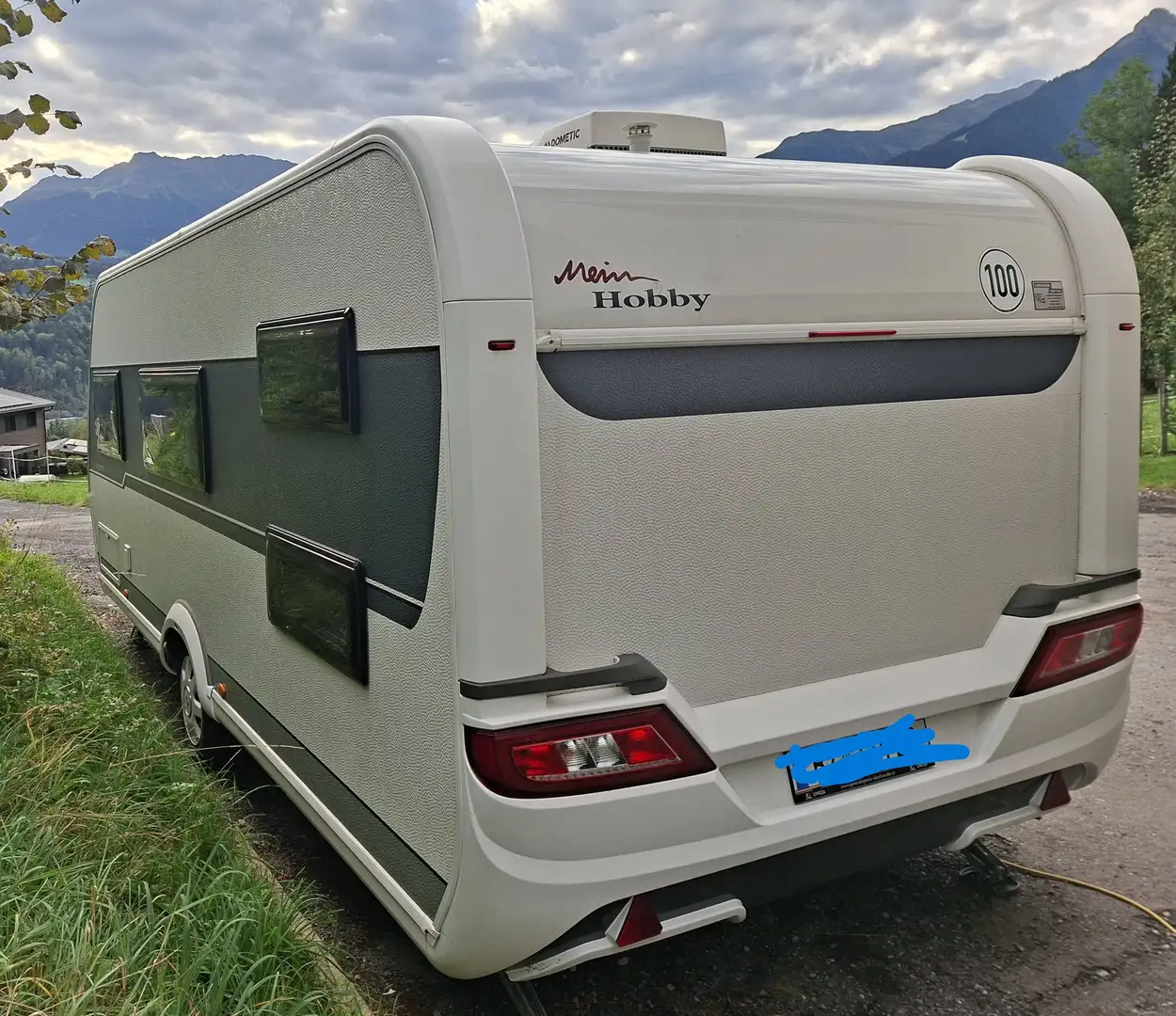 Caravans-Wohnm Hobby Hobby 545 KMF DeLuxe (2019) Weiß - 2