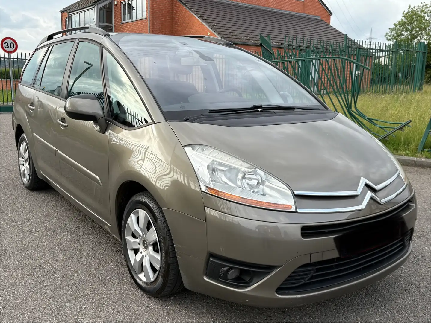 Citroen Grand C4 Picasso HDi 110 FAP Pack - 2