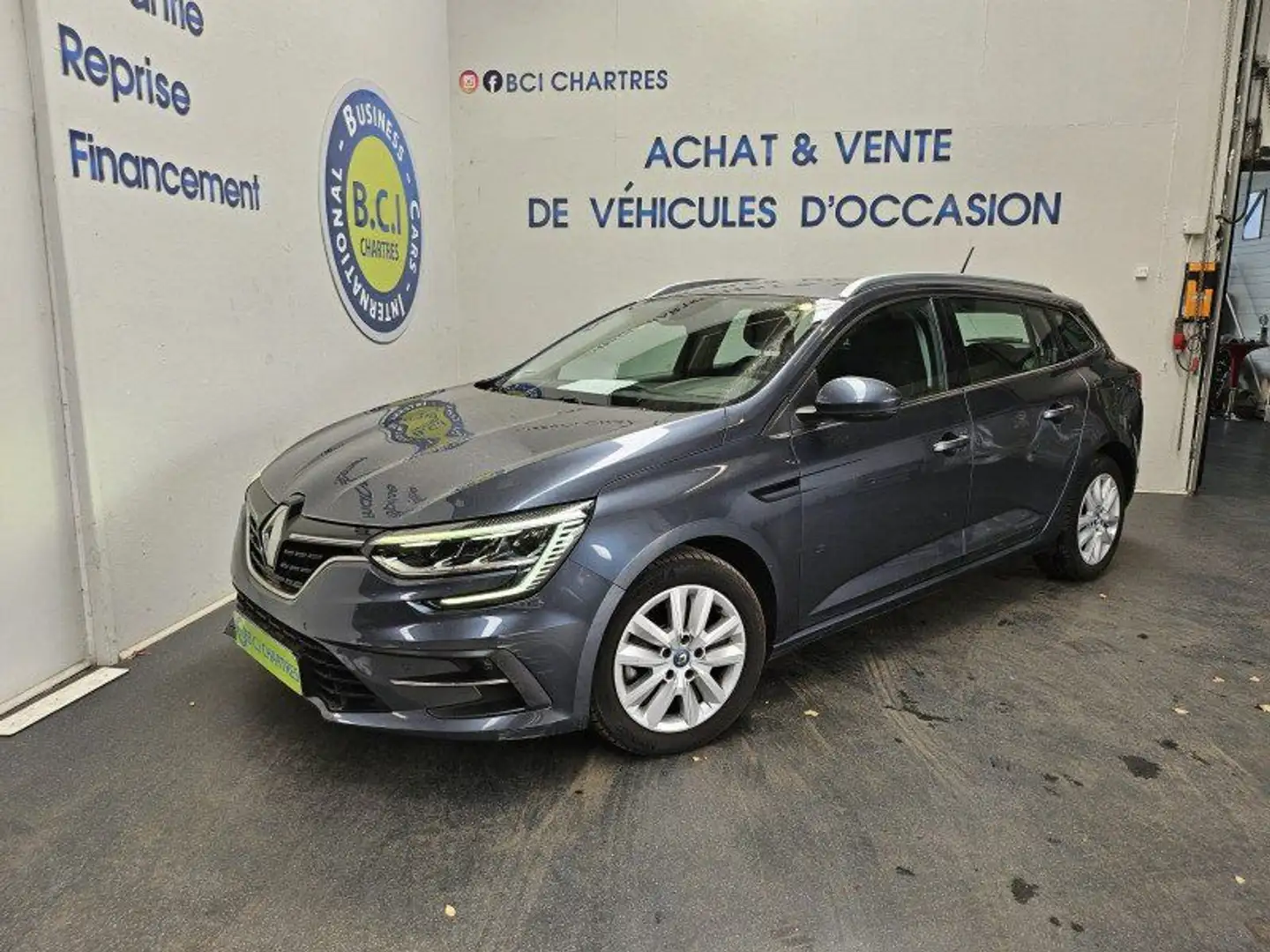 Renault Megane IV ESTATE 1.6 E-TECH PLUG-IN 160CH BUSINESS -21N Grau - 1