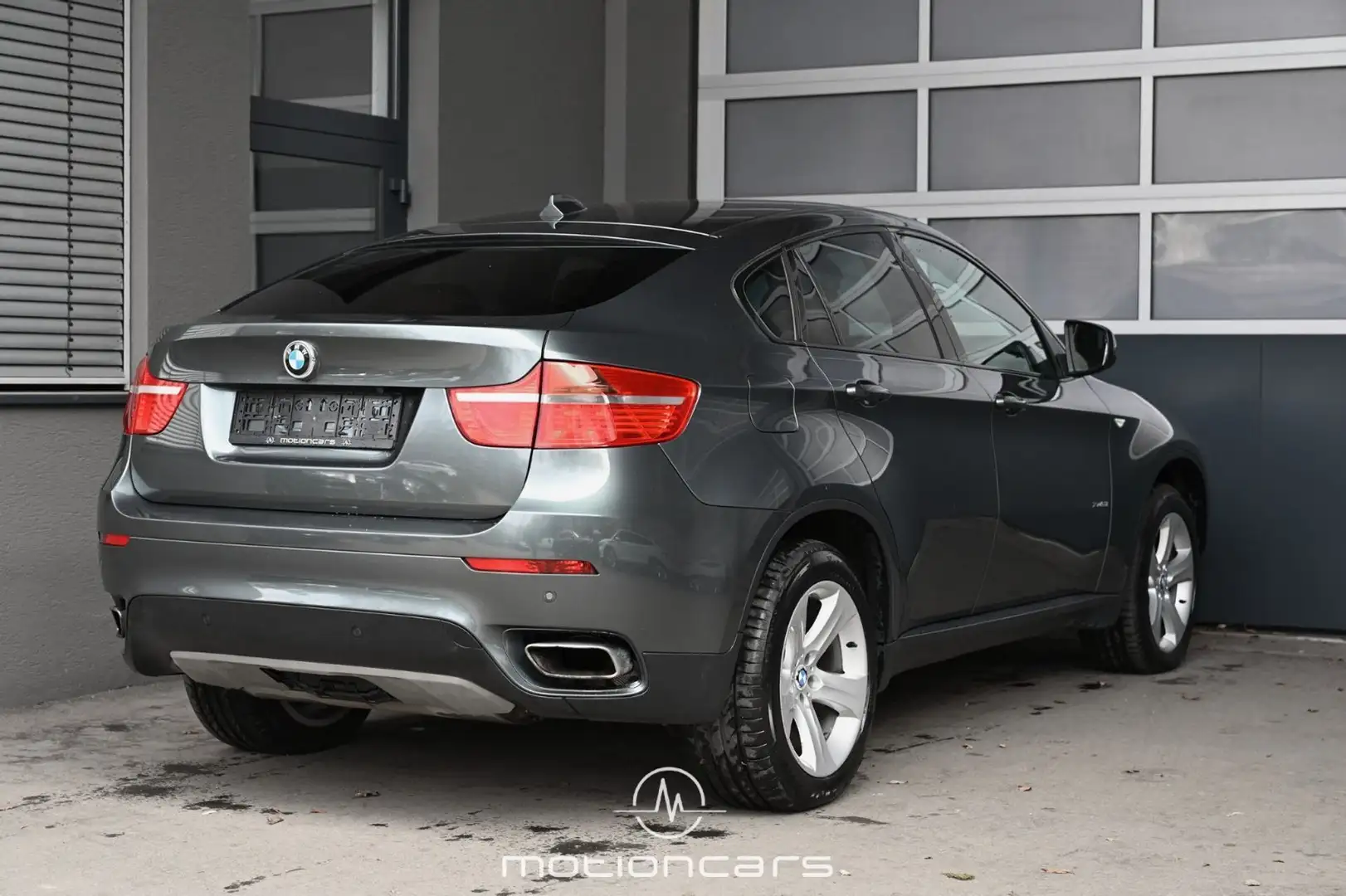 BMW X6 xDrive50i Österreich-Paket Aut. Pickerl NEU Grün - 2