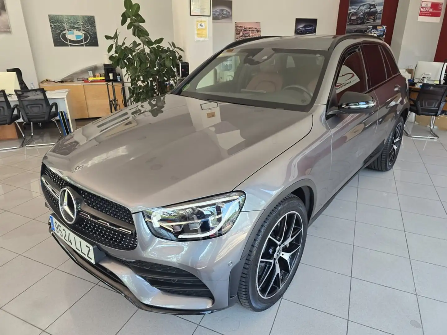Mercedes-Benz GLC 220 220d 4Matic Aut. Gris - 2