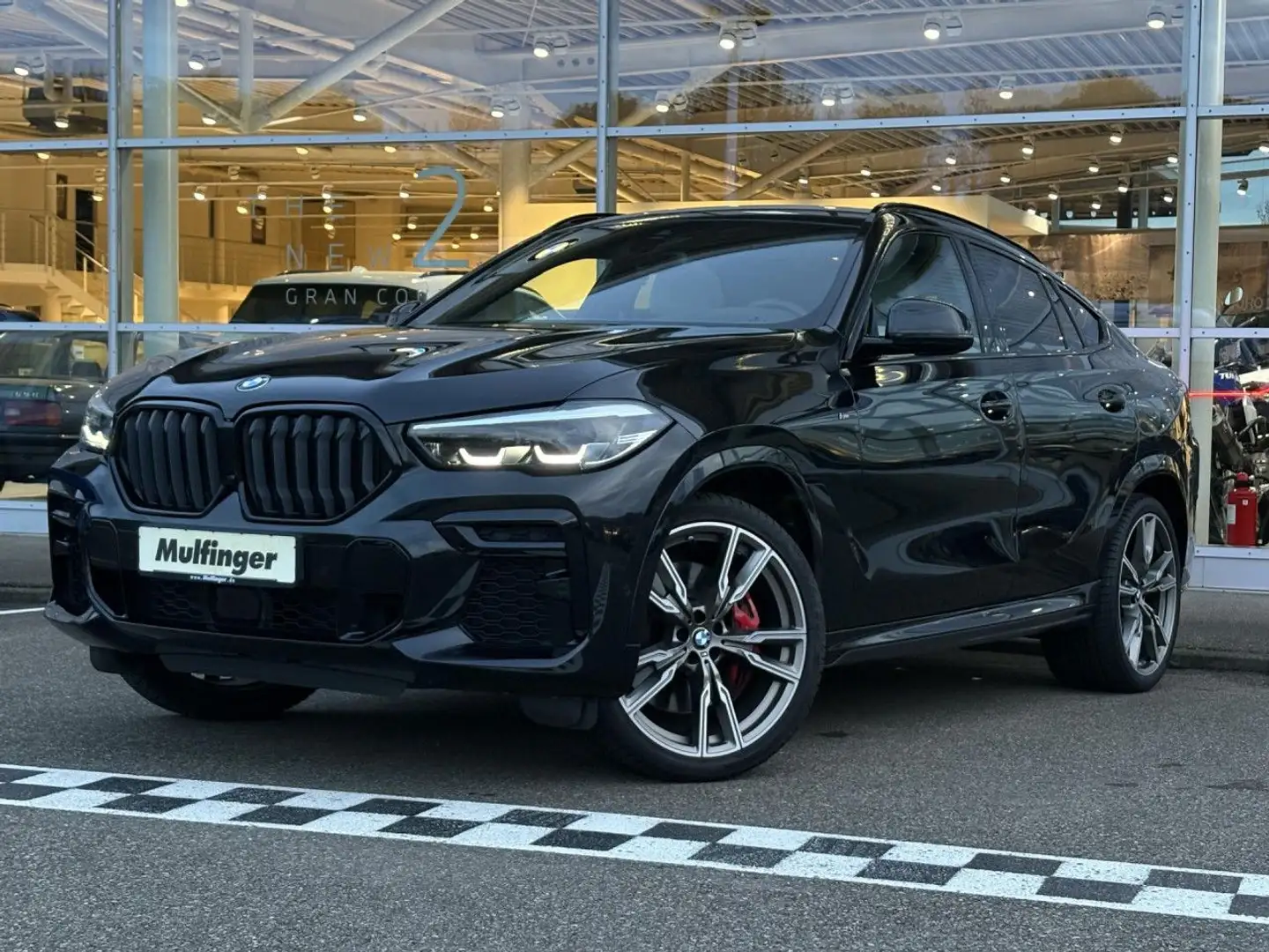 BMW X6 M 50i FondEntProf.Sky Massage Bo+Wil.Soft 22" Schwarz - 2