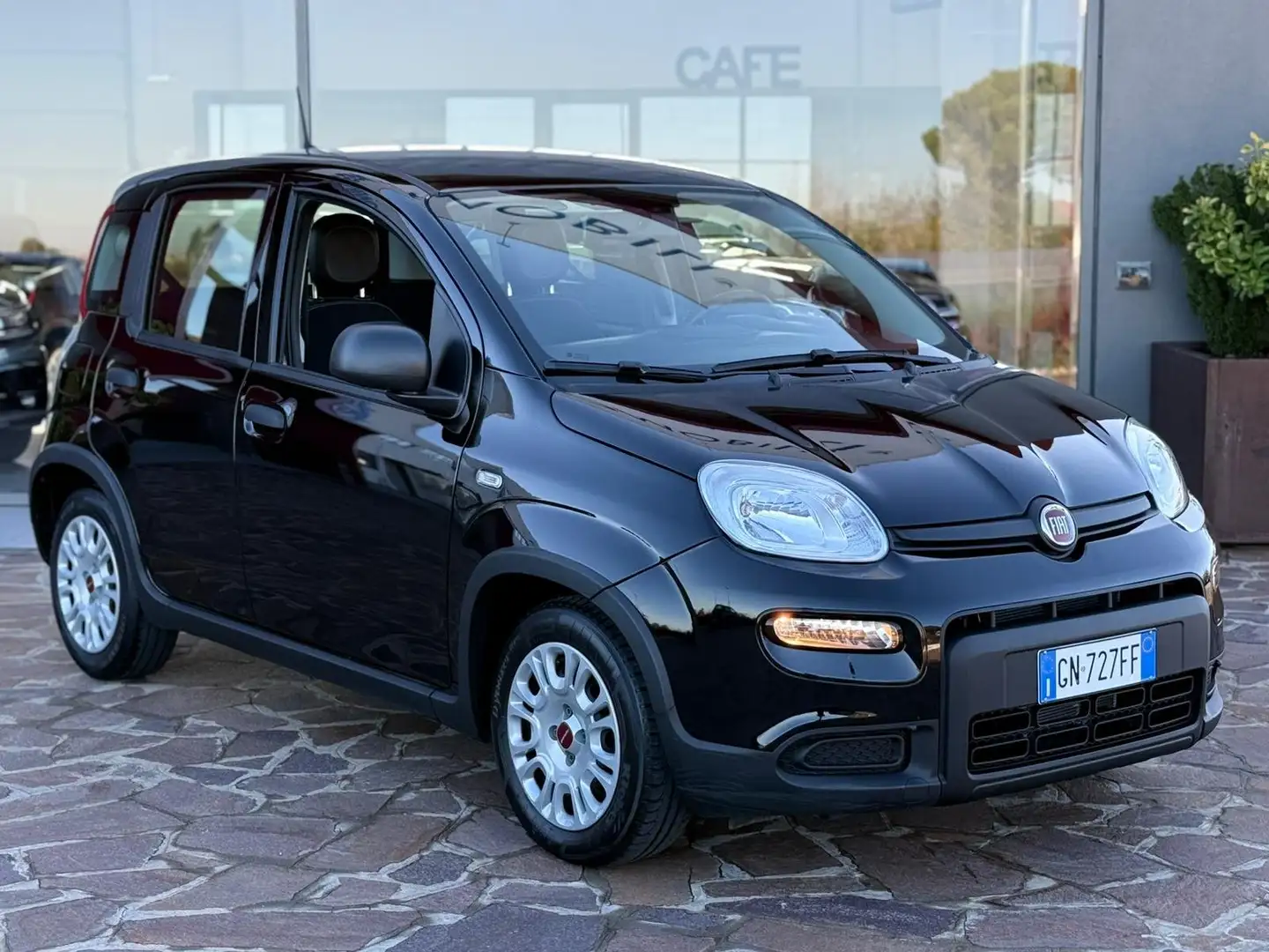 Fiat Panda 1.0 hybrid City Cross Nero - 1