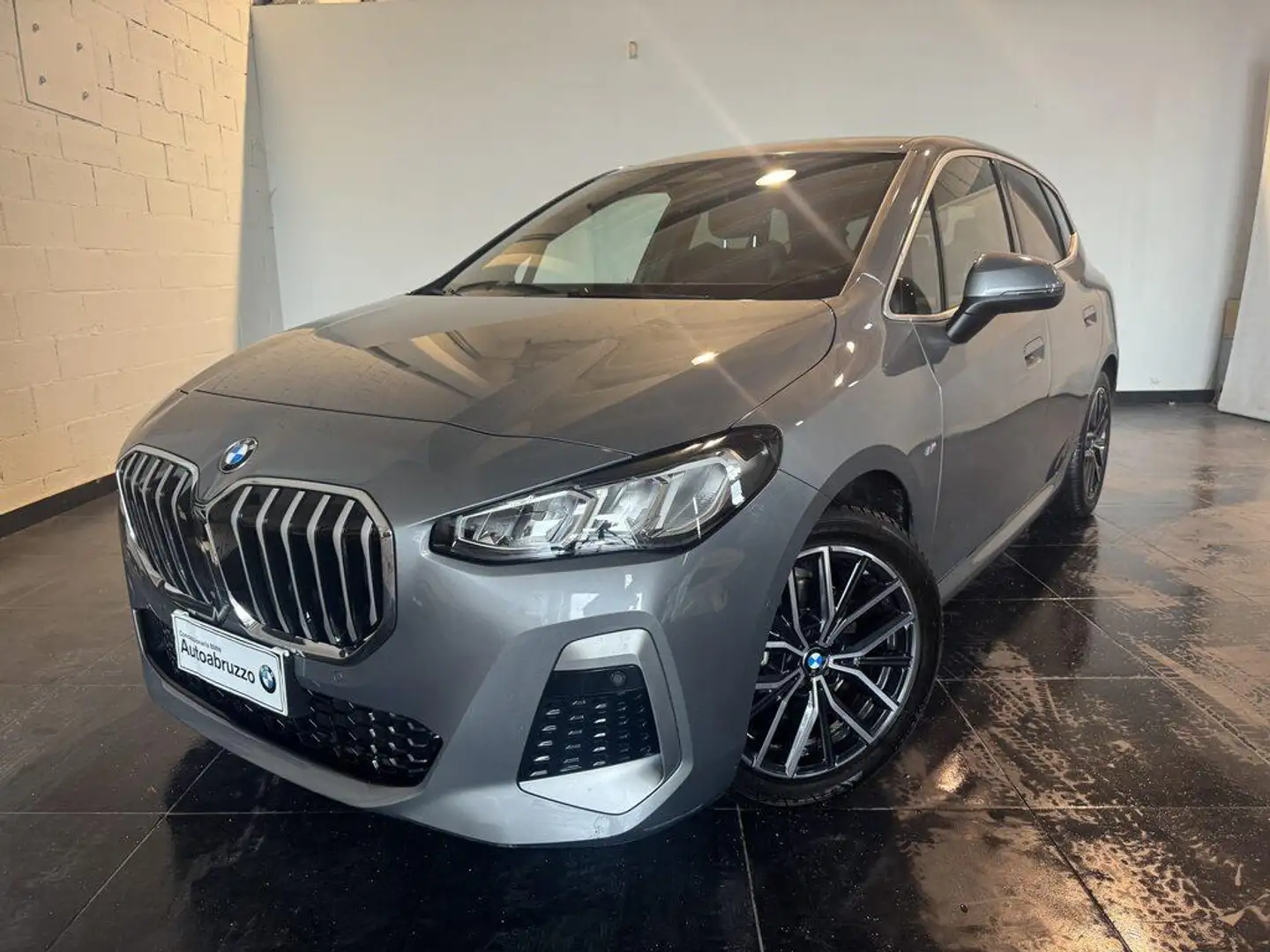 BMW 218 d Active Tourer Msport auto Grigio - 1