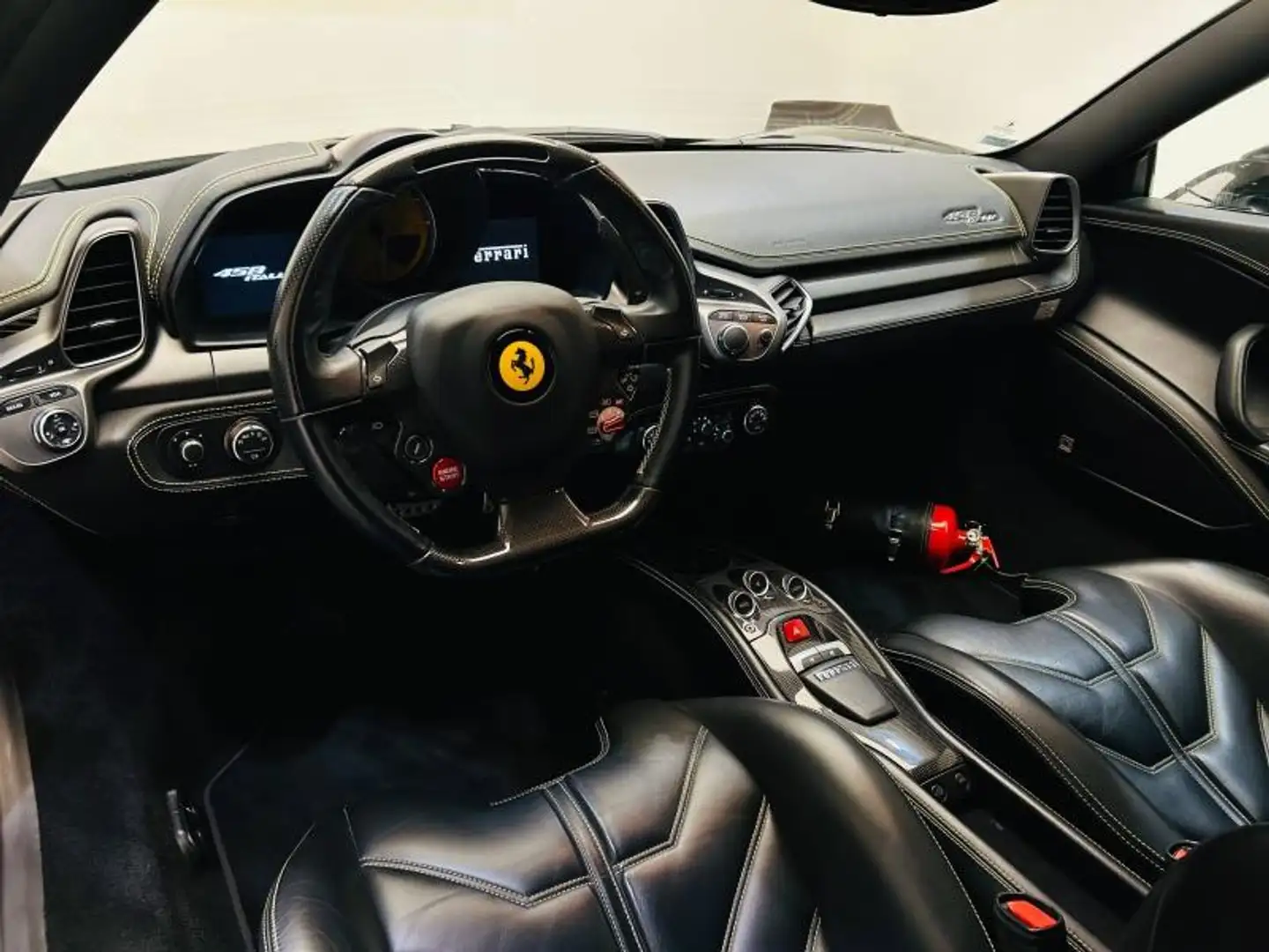 Ferrari 458 Italia Zwart - 2
