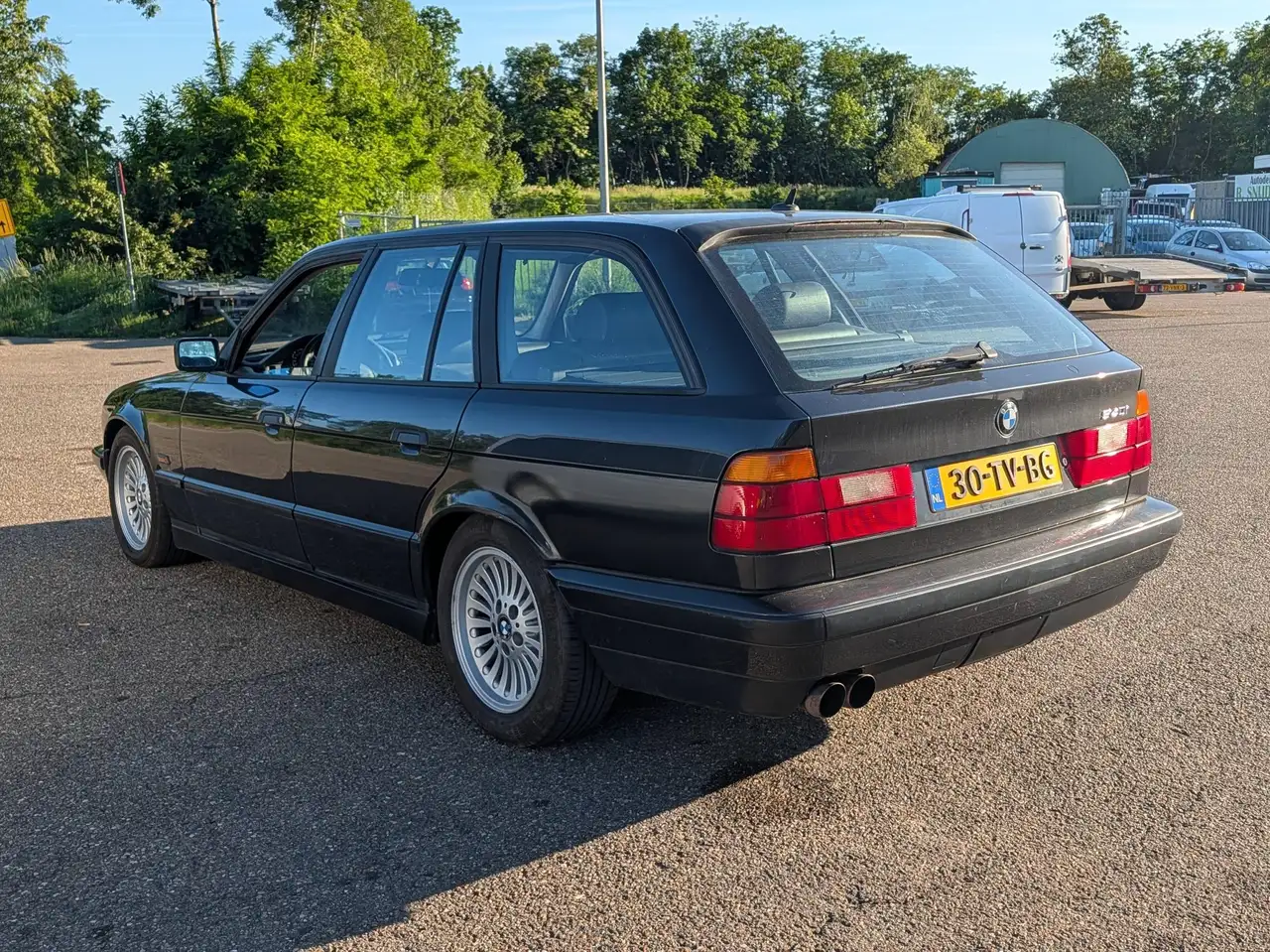 BMW 540ia, foto 4