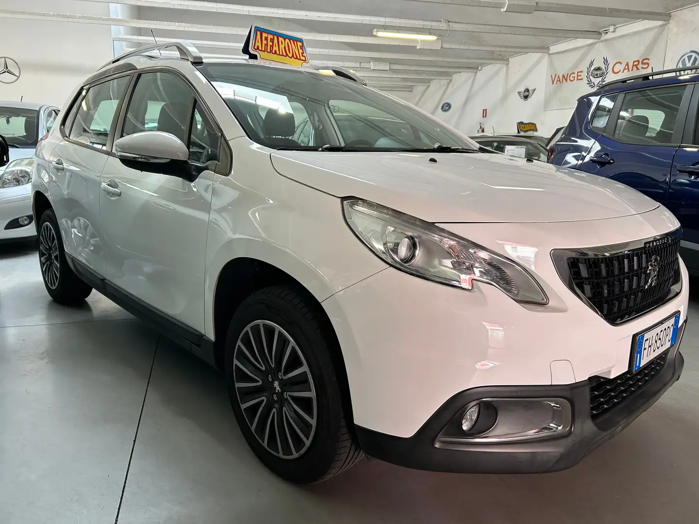 Peugeot 2008 2008 1.2 puretech 12v Access 82cv E6 Bianco - 1