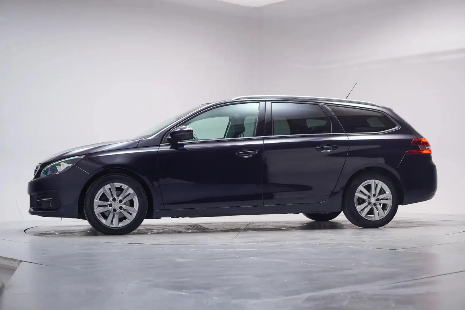 Peugeot 308 SW 1.2 PureTech Executive Premium [ Panoramadak Le Bleu - 2