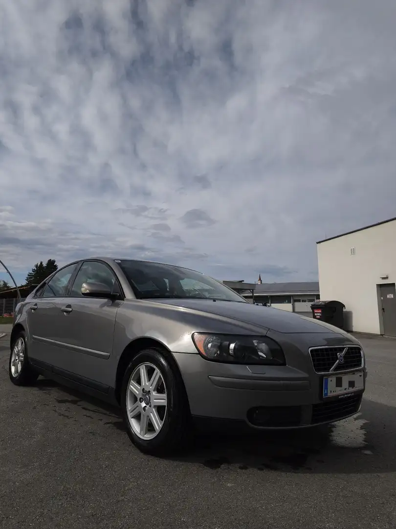 Volvo S40 2.0D Momentum - 2
