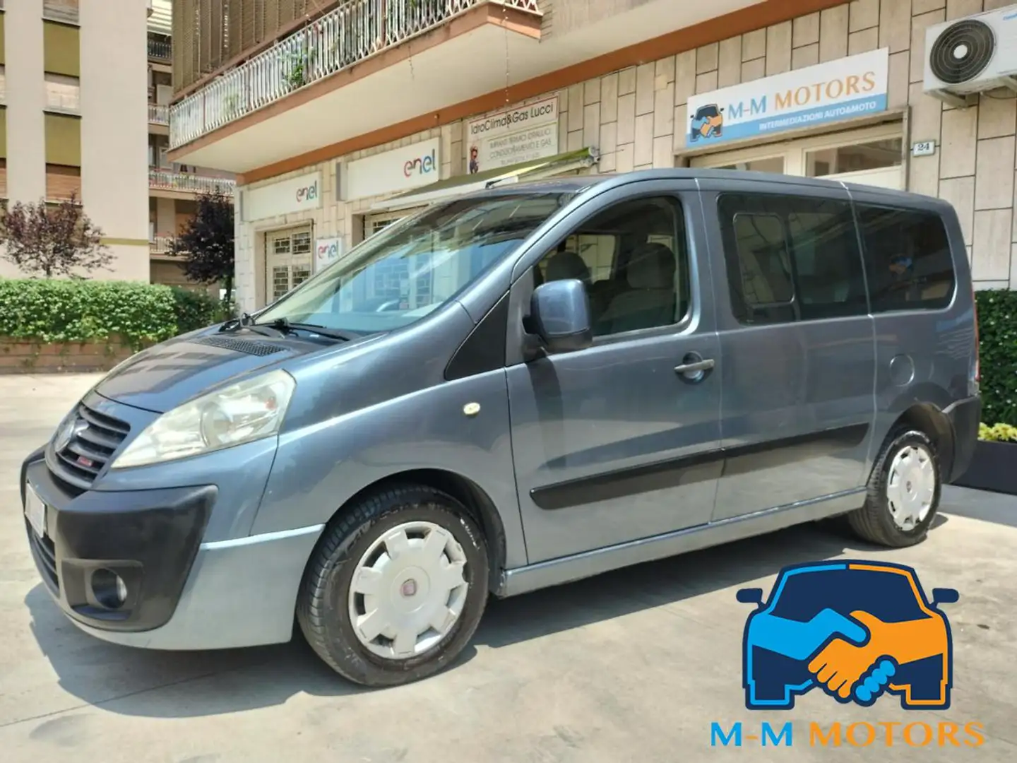 Fiat Scudo 2.0 MJT/136 CV  9 posti (M1) *DISTRIBUZIONE OK* Grigio - 1