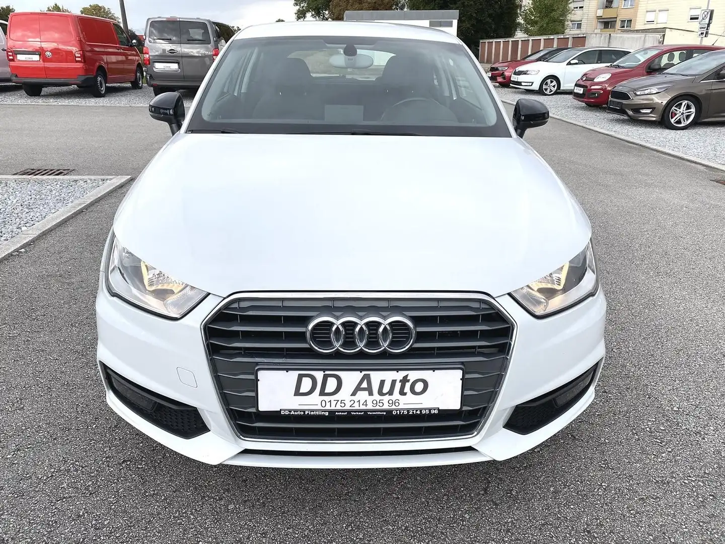 Audi A1 design Sitzhzng HU + Service neu Allwetter Weiß - 2