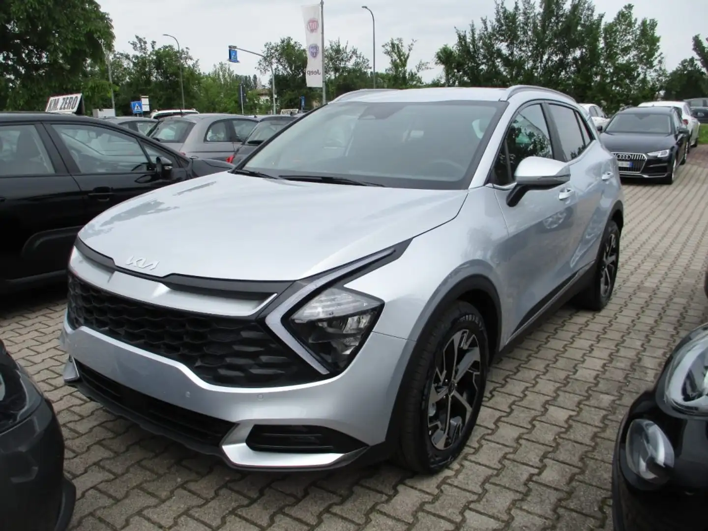 Kia Sportage 1.6 CRDI 136Cv MH DCT Style Argento - 1