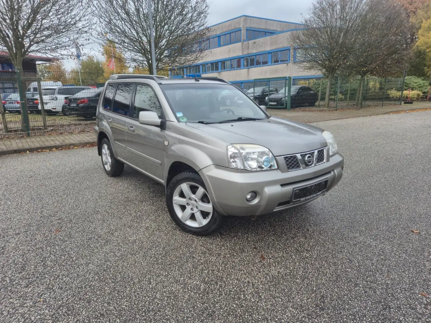 Nissan X-Trail COLUMBIA-PANO-AHK-TÜV NEU Grau - 1