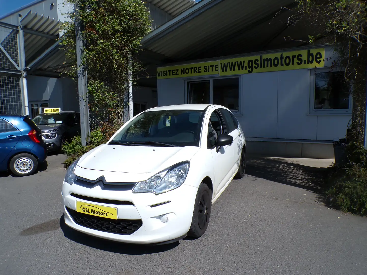 Citroen C3 1.0i 68 cv Blanc 03/14 Radio CD Direction Assistee Blanc - 1