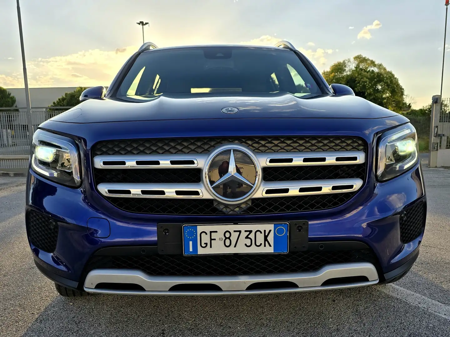 Mercedes-Benz GLB 180 GLB - X247 2019 d Business Extra auto Bleu - 2