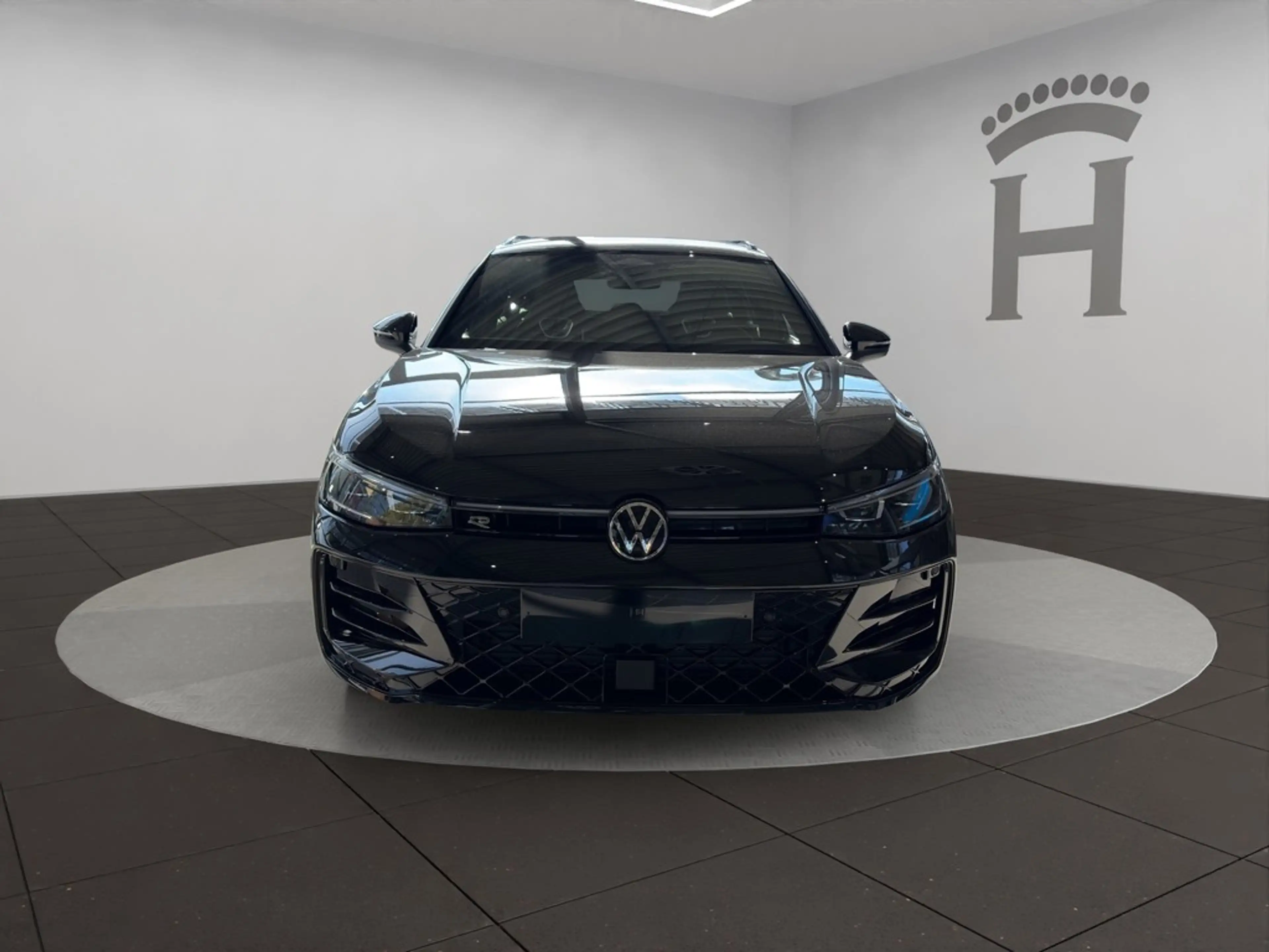 Volkswagen Passat R-Line 2,0 l TDI SCR 110 kW (150 PS) DSG — photo 8