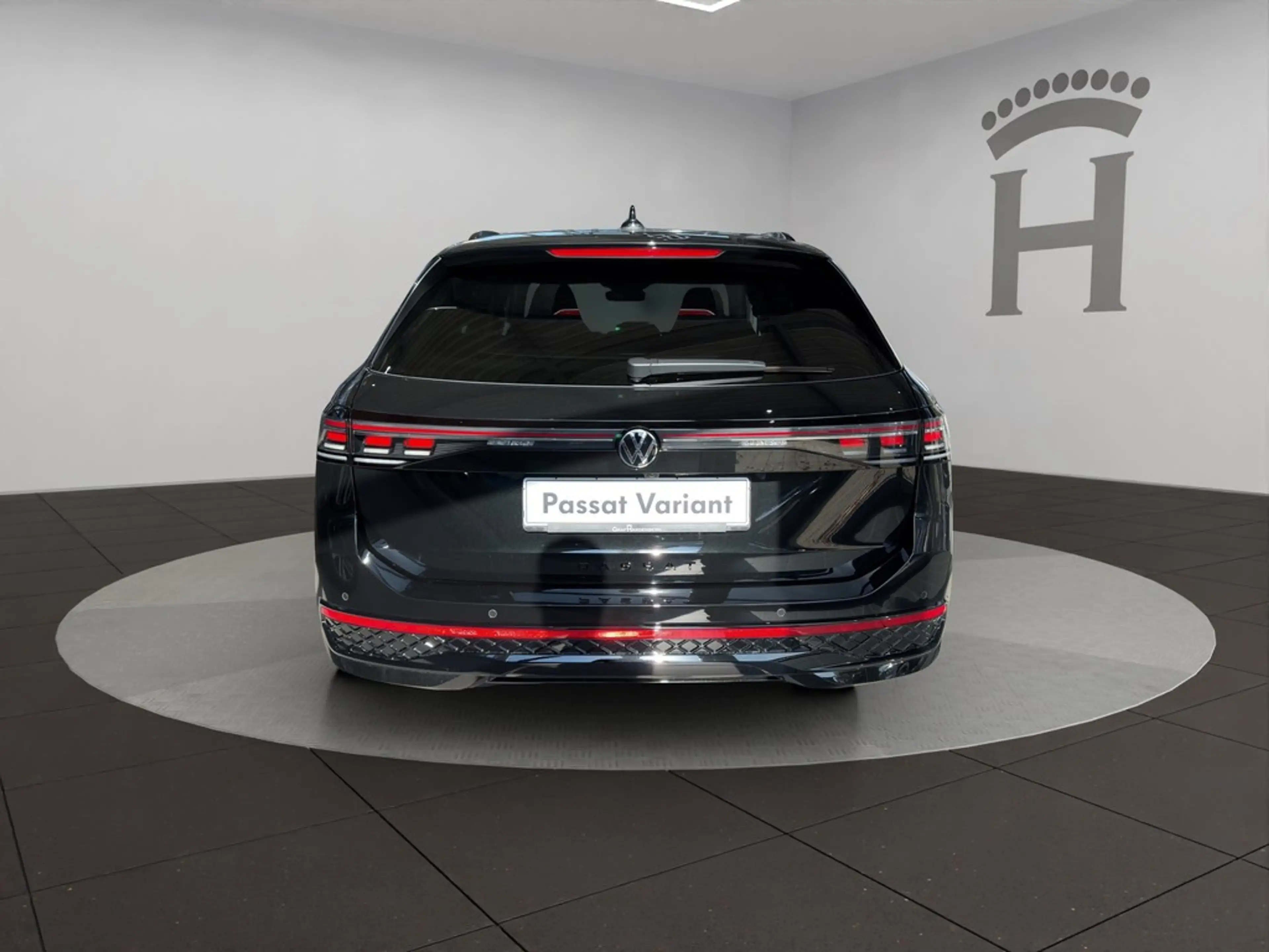 Volkswagen Passat R-Line 2,0 l TDI SCR 110 kW (150 PS) DSG — photo 4