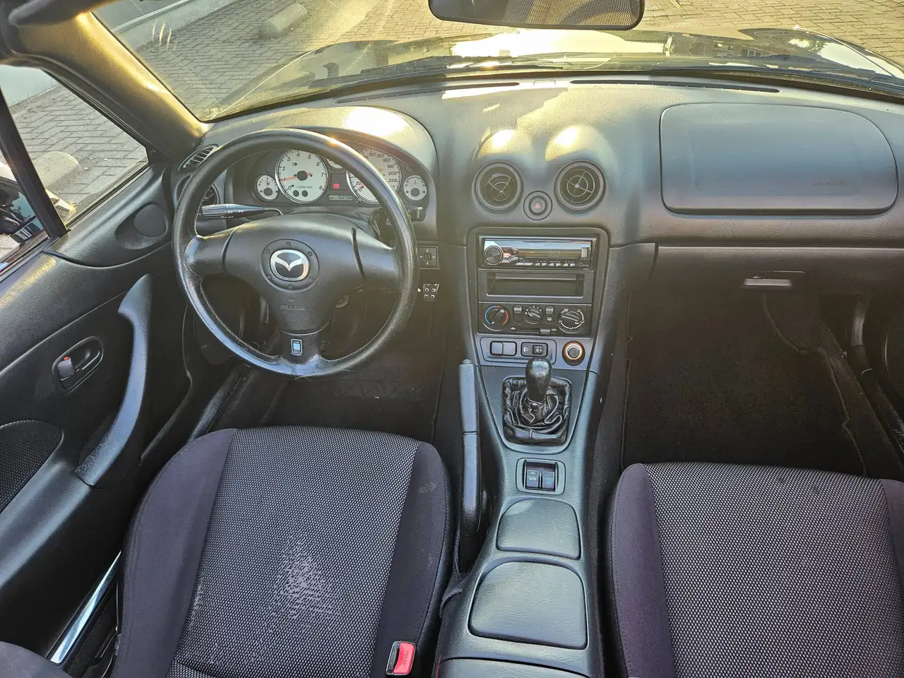 Mazda MX-5 NBFL 1.6i 16v, foto 8