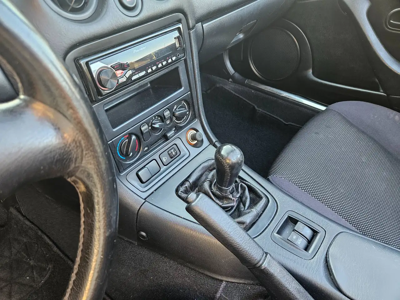 Mazda MX-5 NBFL 1.6i 16v, foto 4