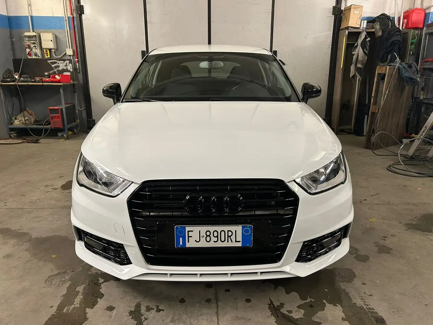 Audi A1 A1 I 2015 3p 1.0 tfsi Sport 82cv Bianco - 1