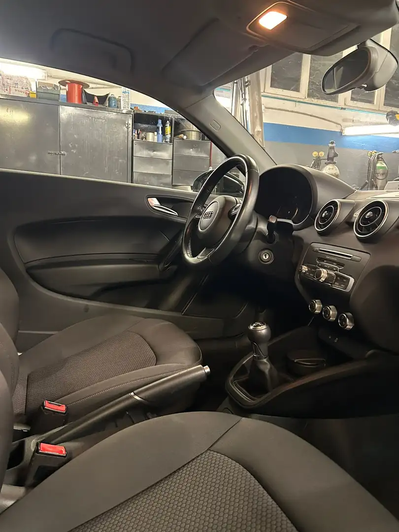 Audi A1 A1 I 2015 3p 1.0 tfsi Sport 82cv Bianco - 2