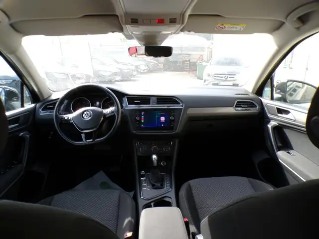 Volkswagen Tiguan view 14