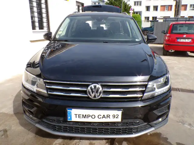 Volkswagen Tiguan view 6