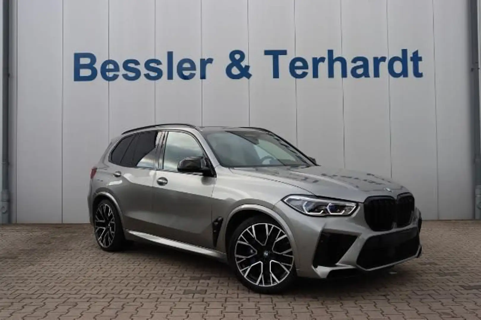 BMW X5 M *Competition*Pano*360'*ACC*AHK* Grau - 1