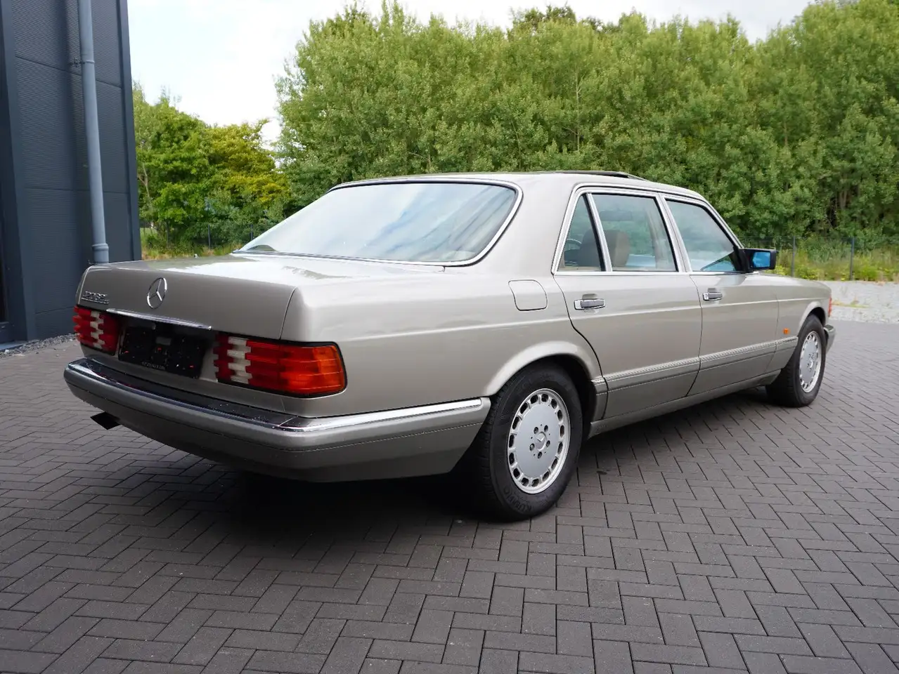 Mercedes-Benz 420 SEL W 126, foto 4