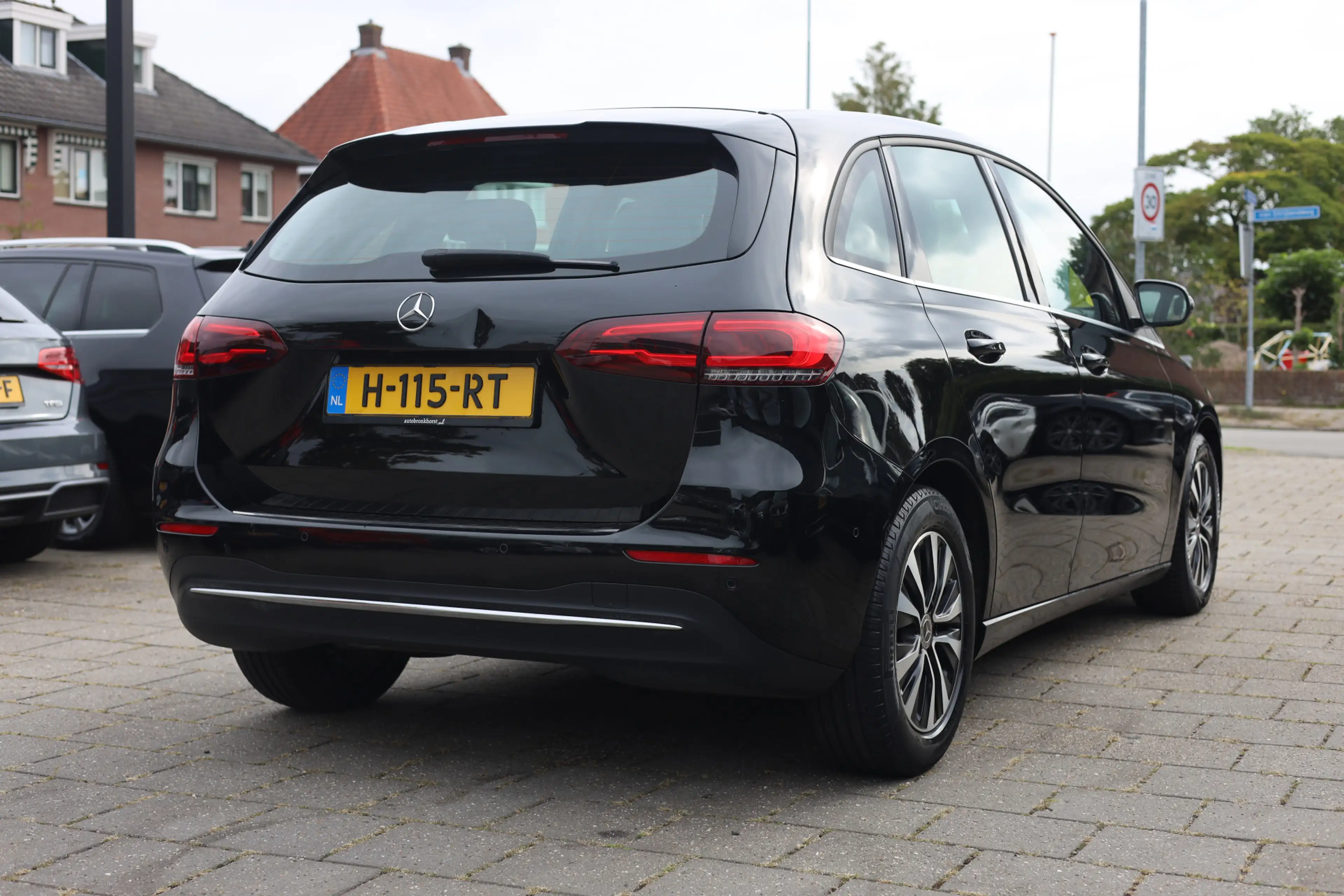 Mercedes-Benz B 180 BUSINESS SOLUTION LUXURY | CAMERA | NL AUTO — photo 2