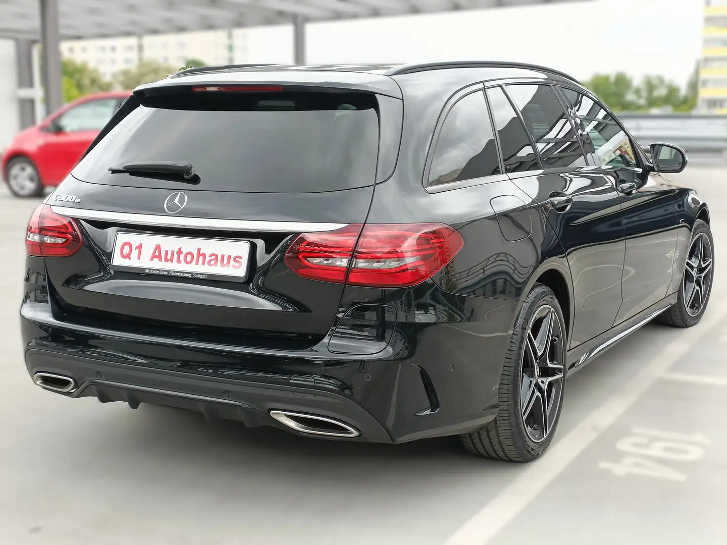 Mercedes-Benz C 300 C 300 T e 3xAMG LED+/MBUX+DAB/AMBIE/RFK/E-KLPP/AHK Schwarz - 2