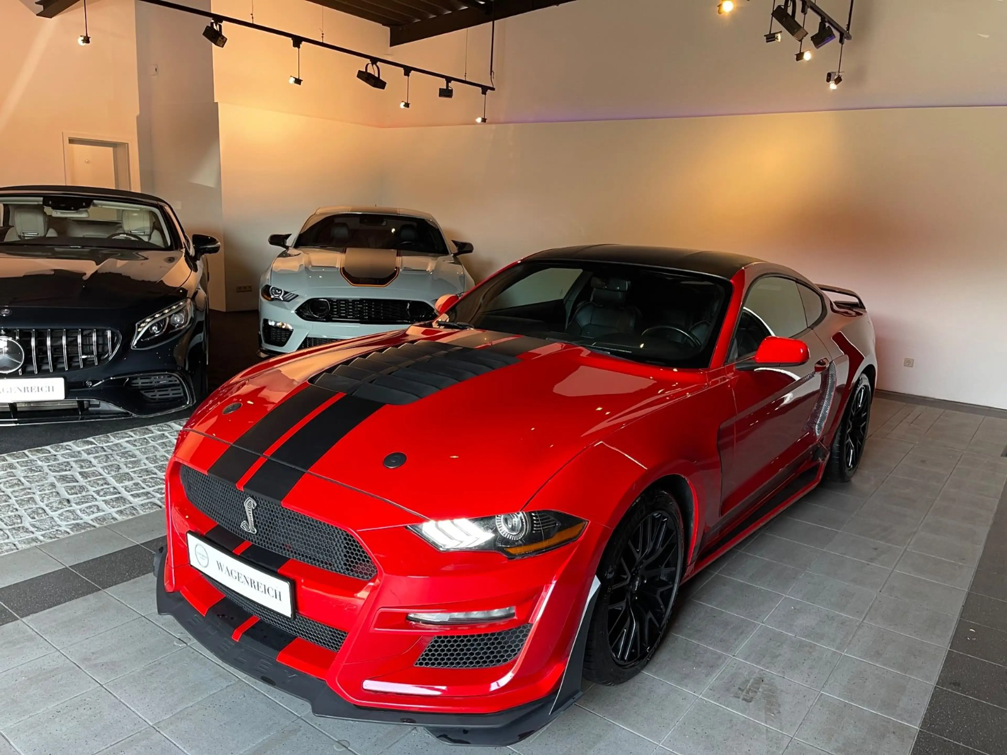 Ford Mustang GT Fastback — photo 10