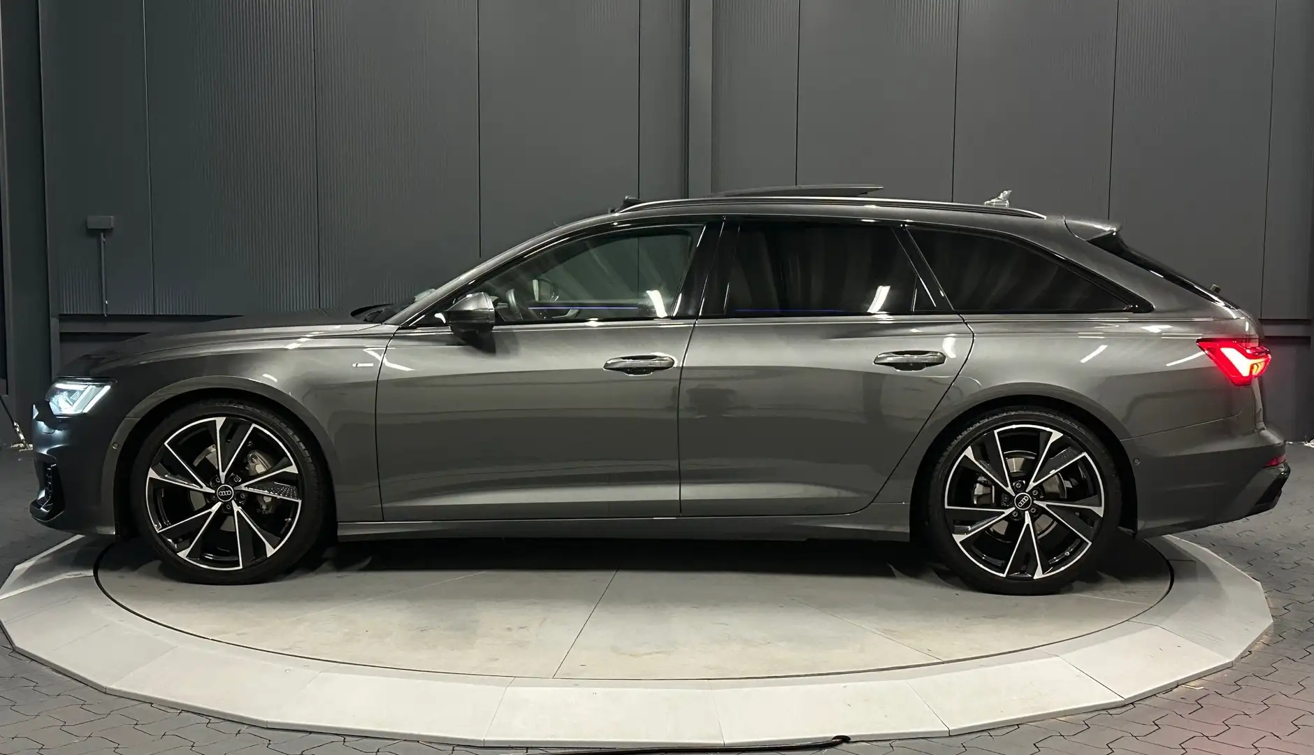 Audi A6 Avant 40 TDI quattro S-Line *21Zoll*PANORAMA*HUD* Grau - 2