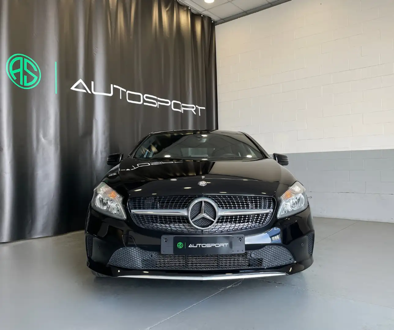 Mercedes-Benz A 180 A 180 d Executive Noir - 2