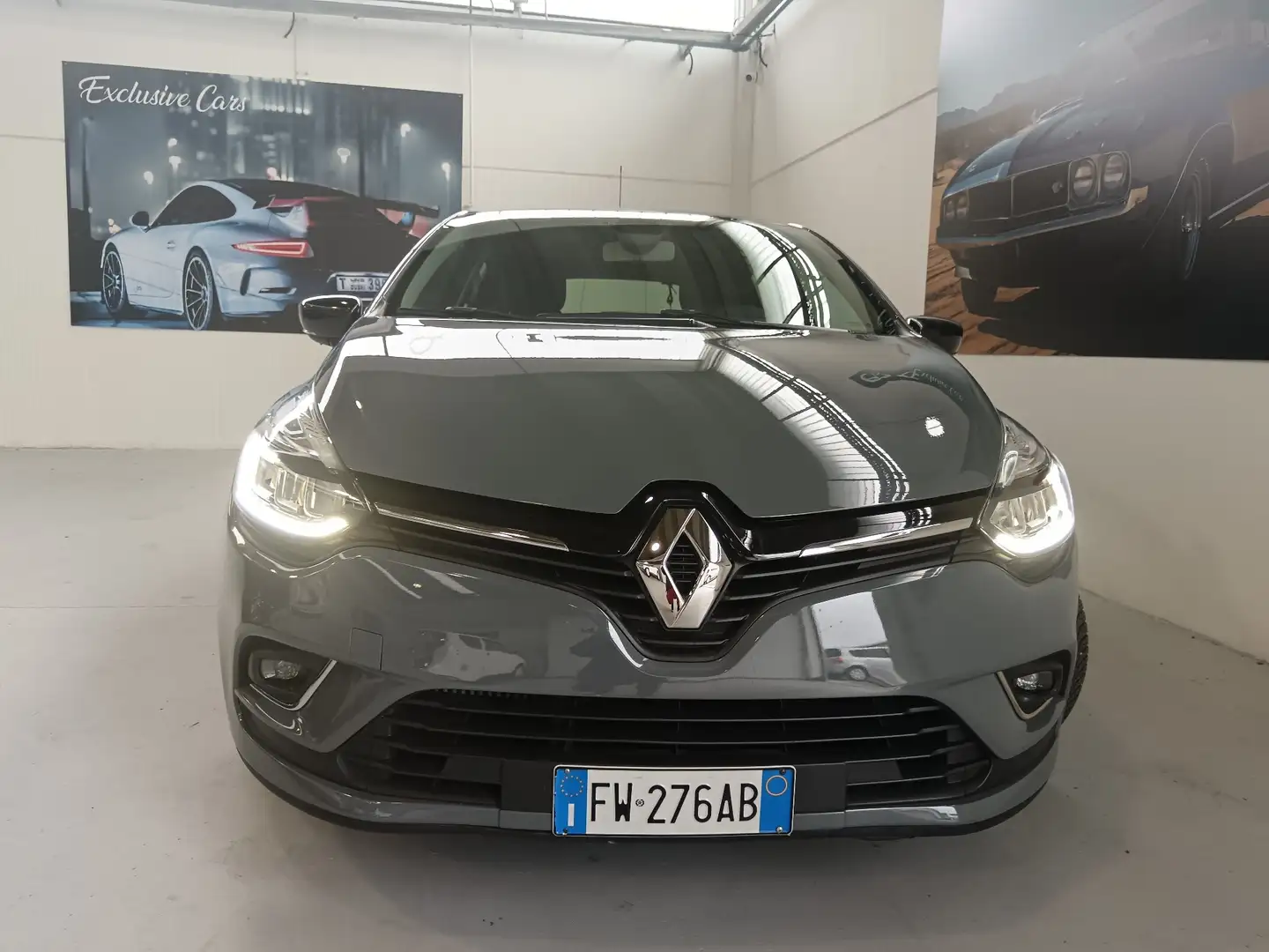 Renault Clio Clio 0.9 tce Moschino Intens Gpl 90cv PREZZO REALE Grigio - 2