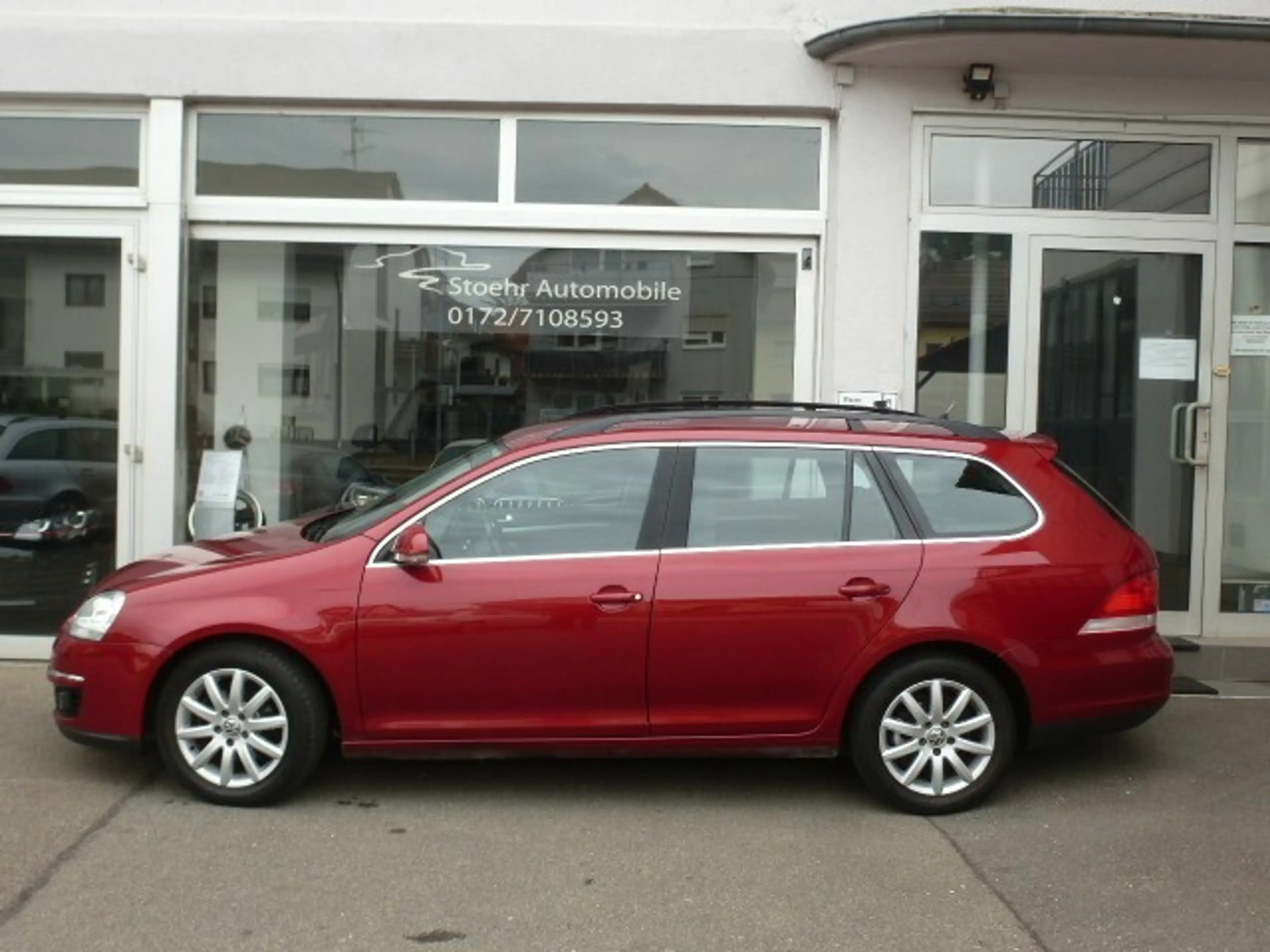 Volkswagen Golf Variant Comfortline 1,6 Automatik Klima TÜV 11-2027 — photo 2