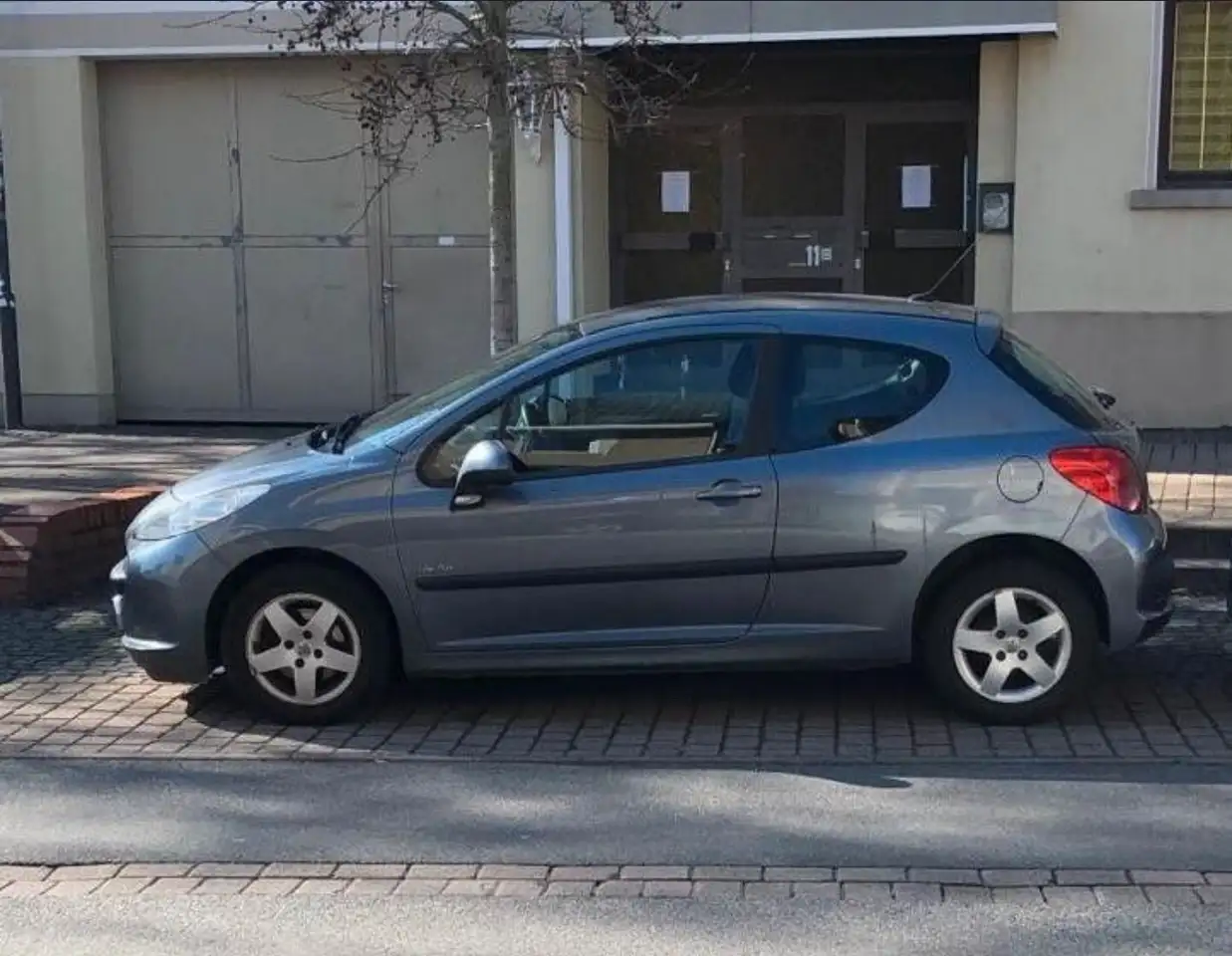 Peugeot 207