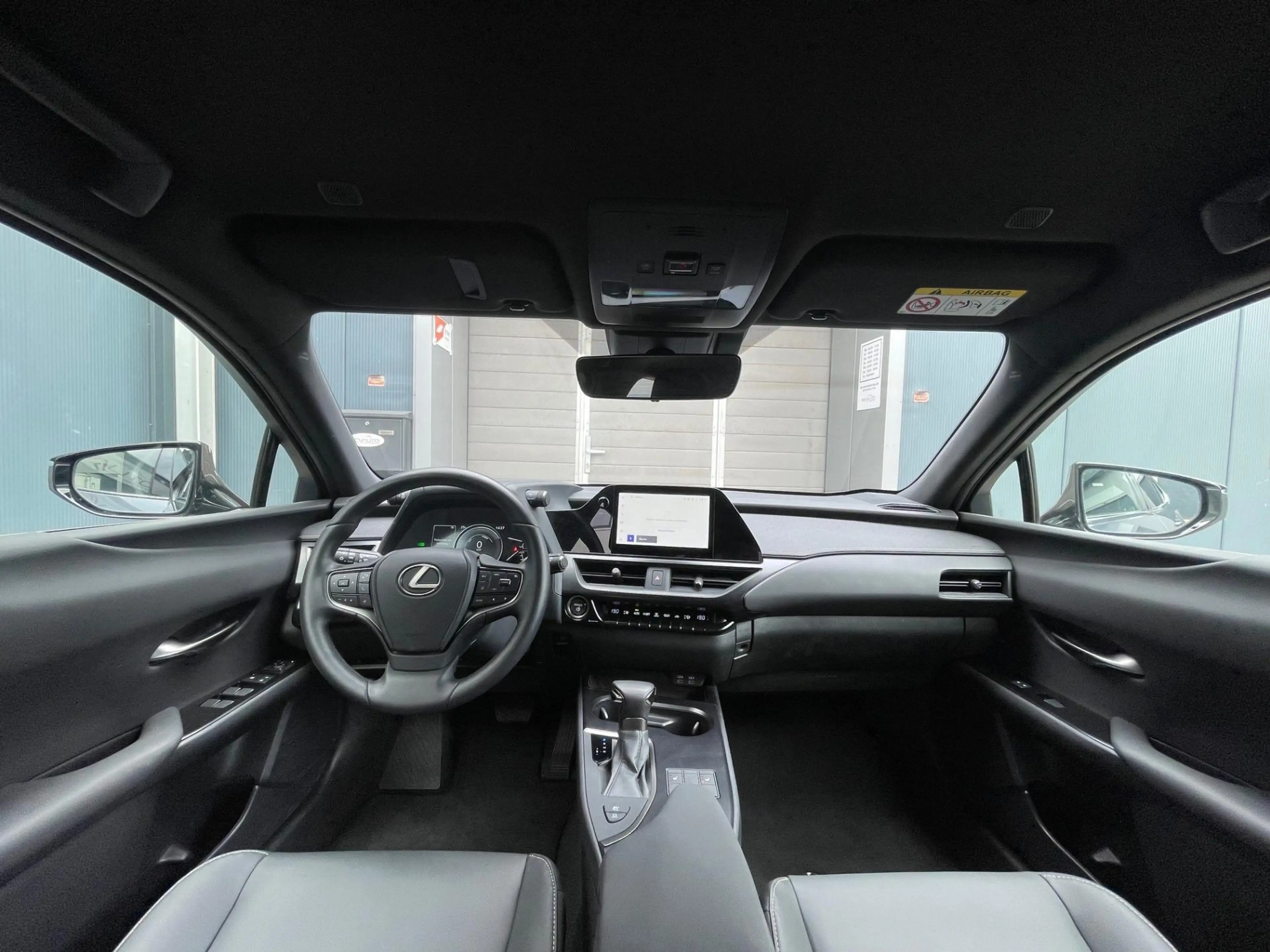 Lexus UX 250h F SPORT Design STOELVERWARMING LEDER — photo 3