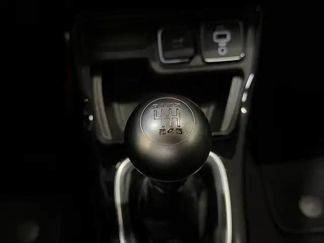 Jeep Compass view 24