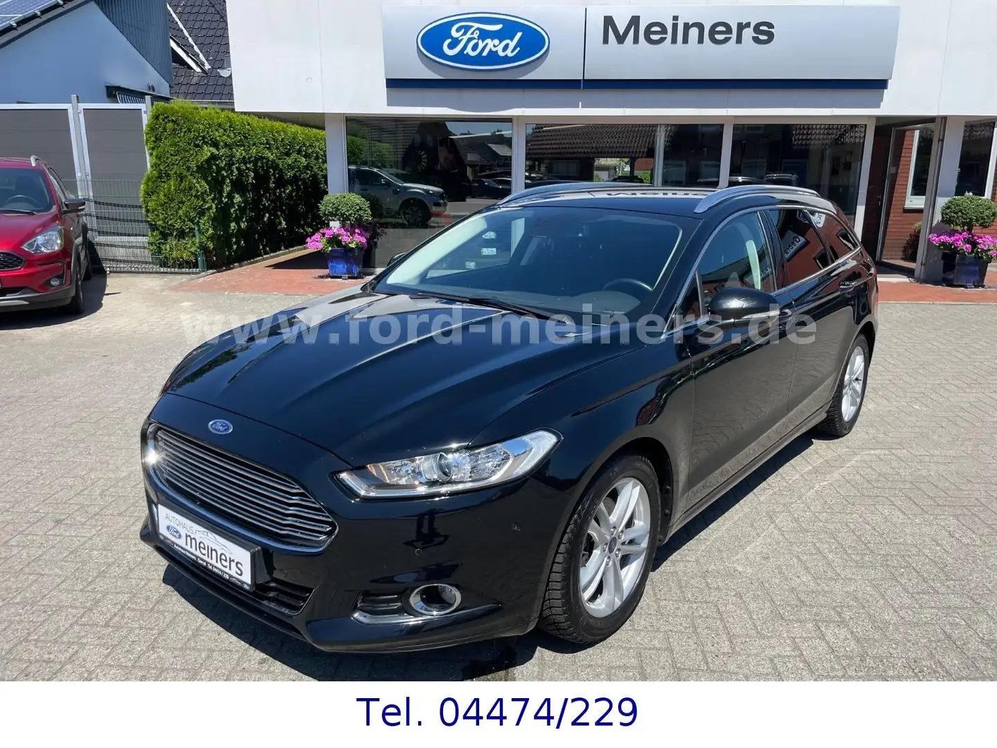 Ford Mondeo Turnier 2.0 TDCi Titanium *Automatik* Schwarz - 1