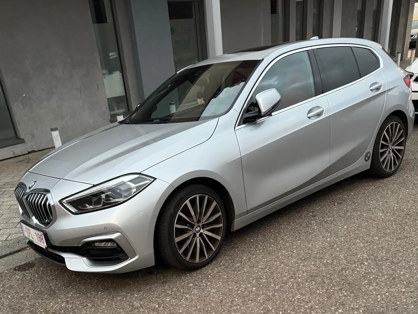 BMW 118 Pack M Zilver - 2