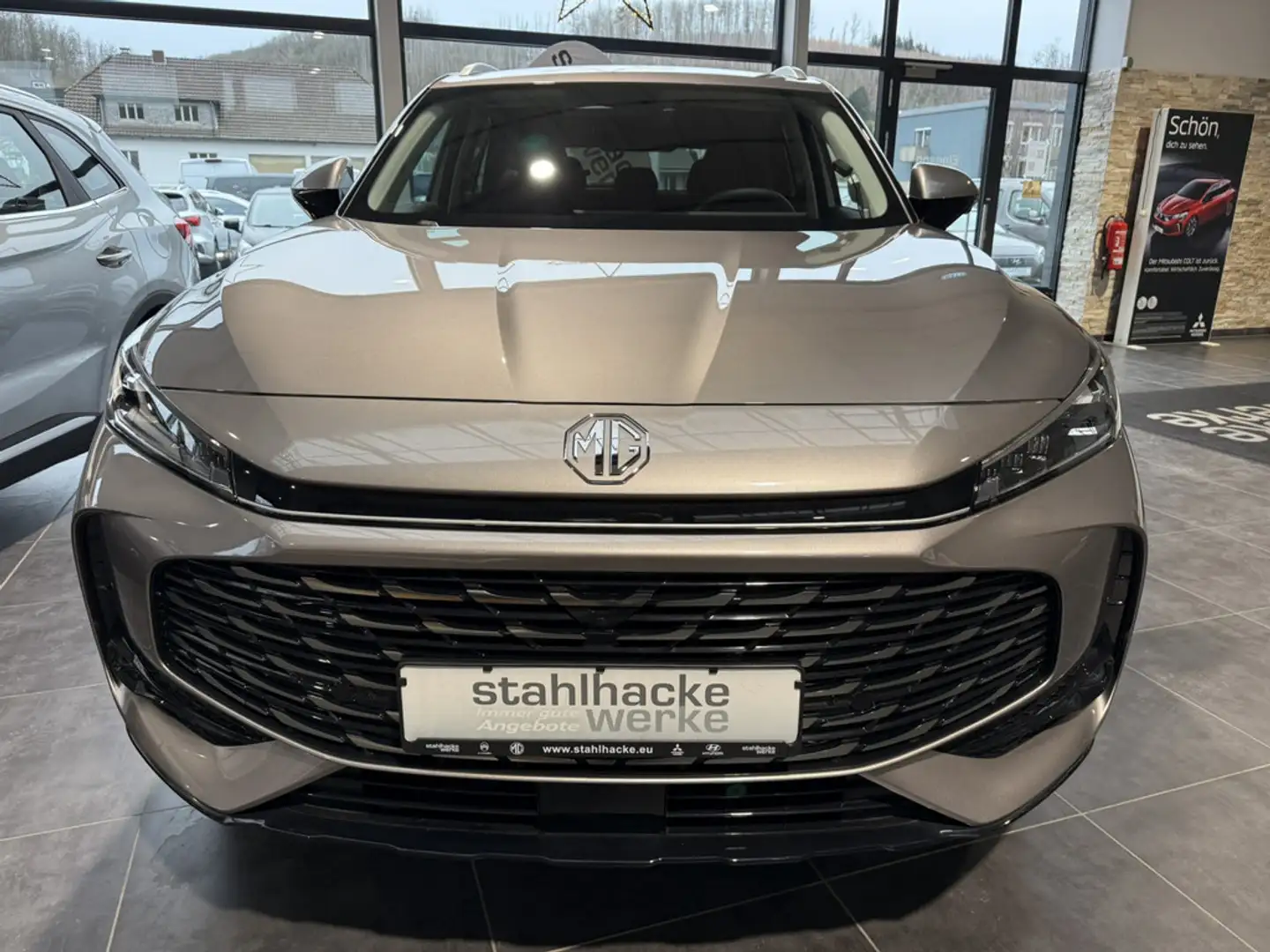 MG HS COMFORT MT I sofort verfügbar Plateado - 2