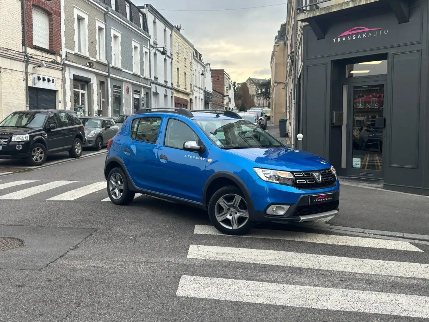 Dacia Sandero ECO-G 100 Stepway / 1RE MAIN / ATTELAGE / CAMERA DE RECUL Bleu - 1