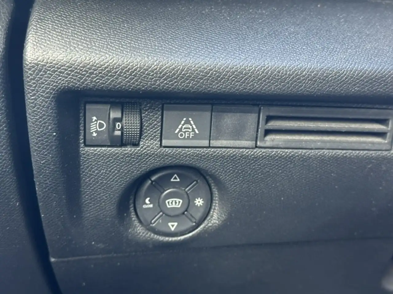 Citroen C4 Berline — photo 13