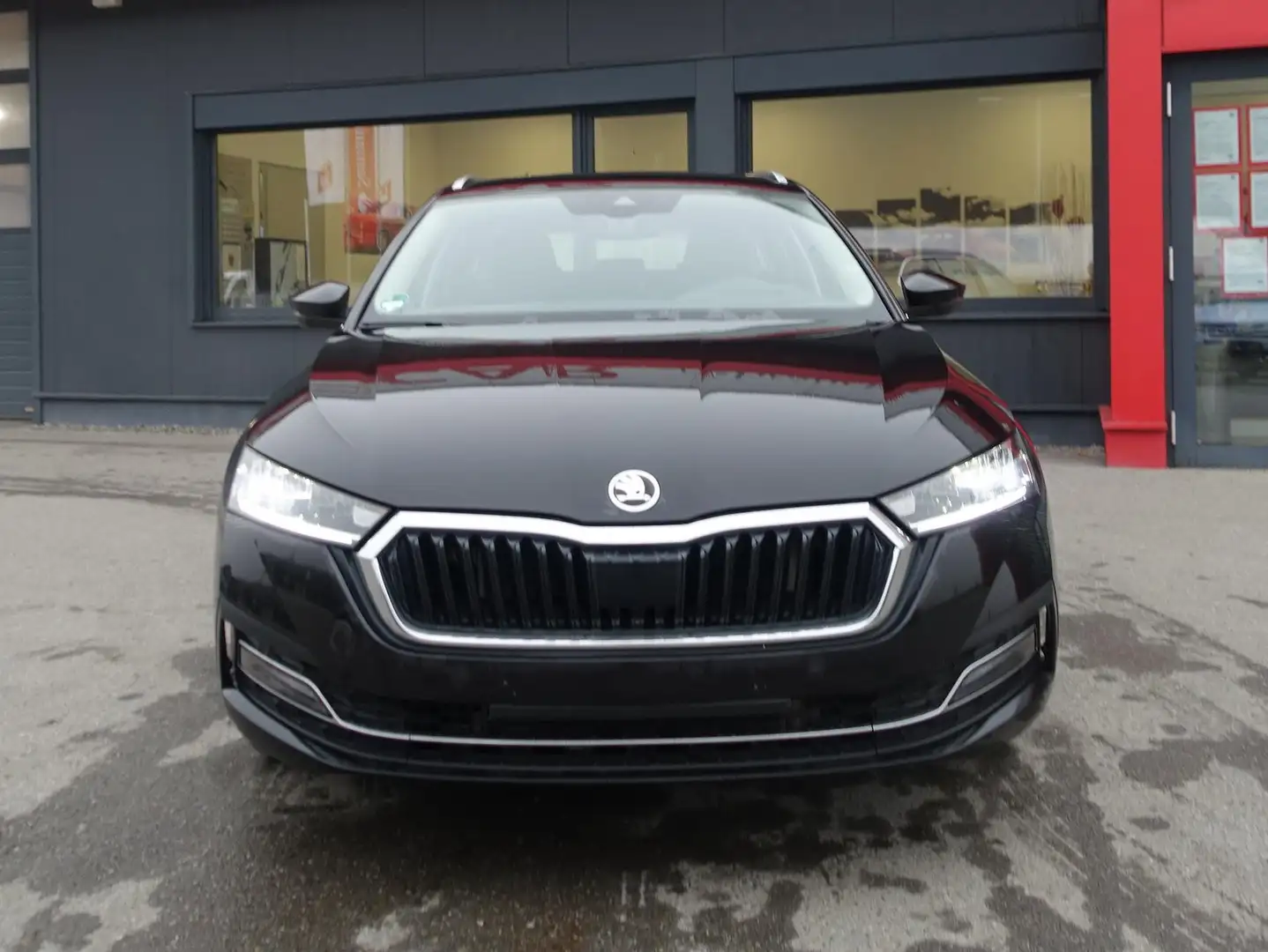 Skoda Octavia Style iV *LED*NAVI*RFK*HUD* Schwarz - 1