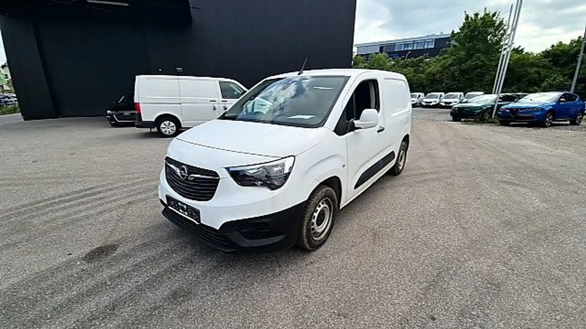 Opel Combo 1.5D Edition*Klima*Tempomat*Bluetooth* Weiß - 1