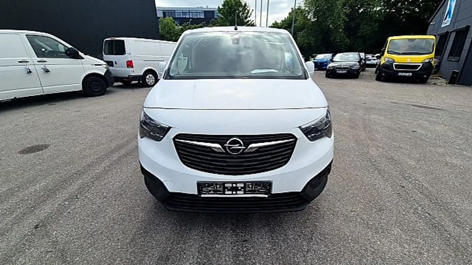 Opel Combo 1.5D Edition*Klima*Tempomat*Bluetooth* Weiß - 2